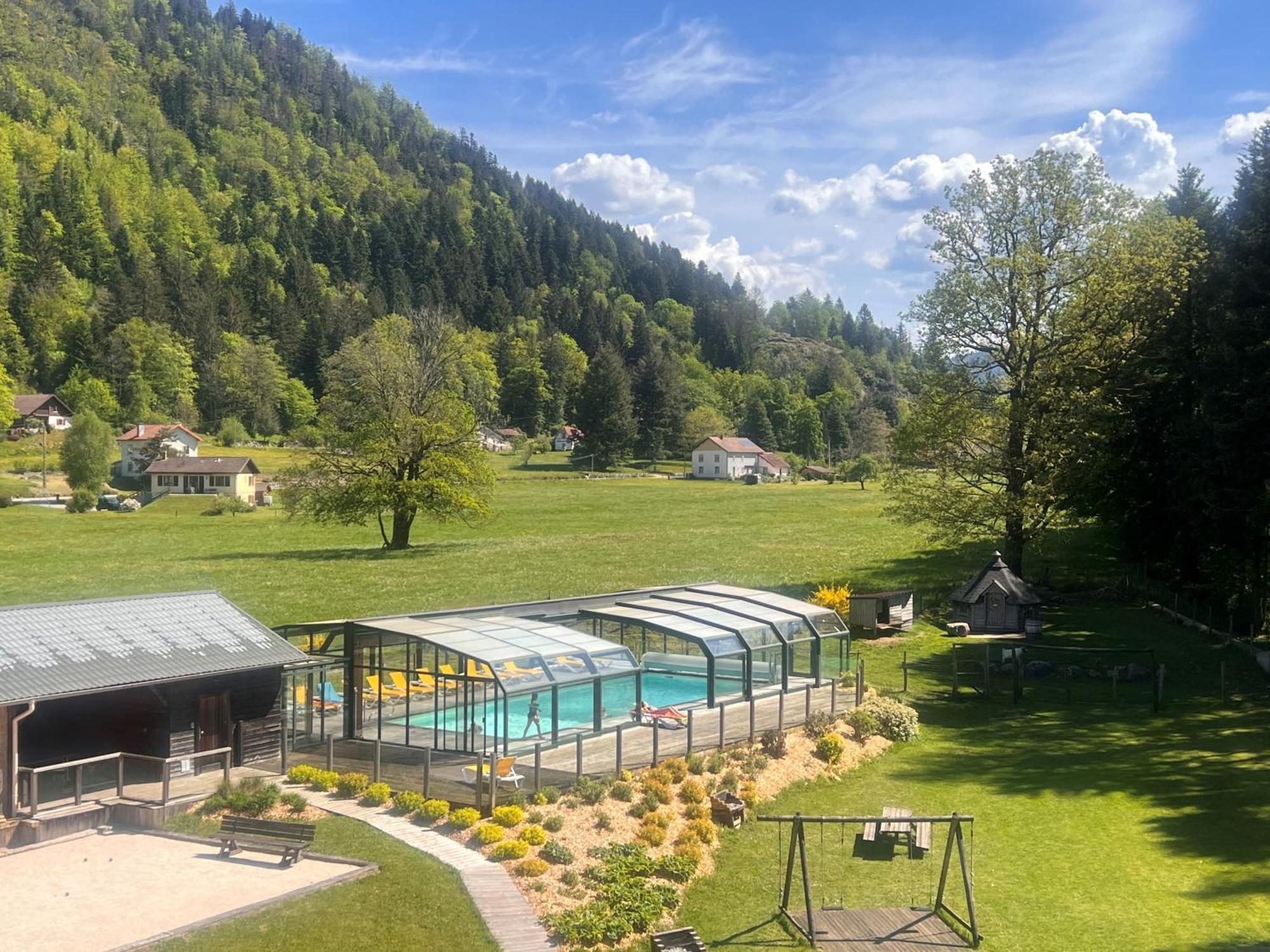 Gite Roche Des Ducs Avec Piscine Toute L'Annee, Spa, Sauna, Hammam Rochesson Exterior foto